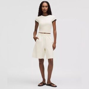 Lululemon Stretch Woven Ruffle-Waist High-Rise Short 9"